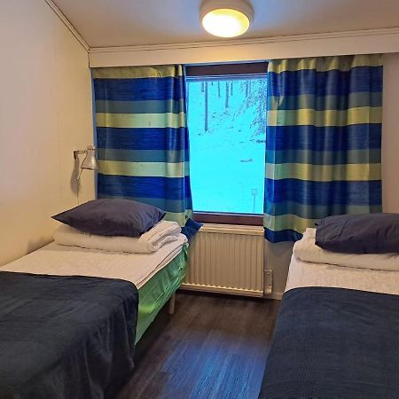 Kuerkievari Kuerhostel Akaslompolo Bagian luar foto